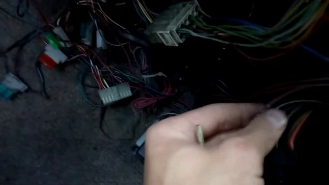 КАК ВЫНУТЬ КРУГЛЫЙ ПИН ИЗ РАЗЪЕМА BMW