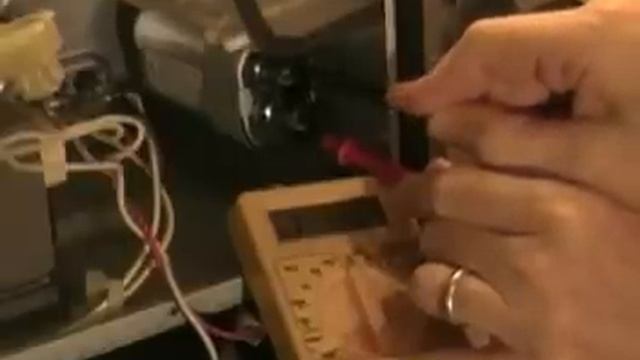 GE Microwave Magnetron Replacement And Component Testing смотреть онлайн