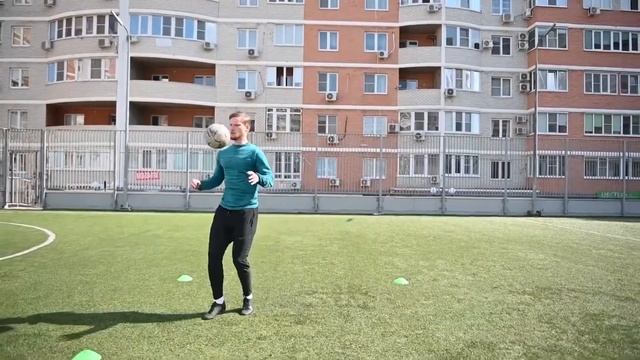 Полноценный план тренировок для футболиста без партнера смотреть онлайн