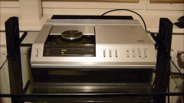 Philips CD100 Vintage CD Player смотреть онлайн