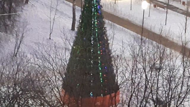 Ёлочка под окном. смотреть онлайн