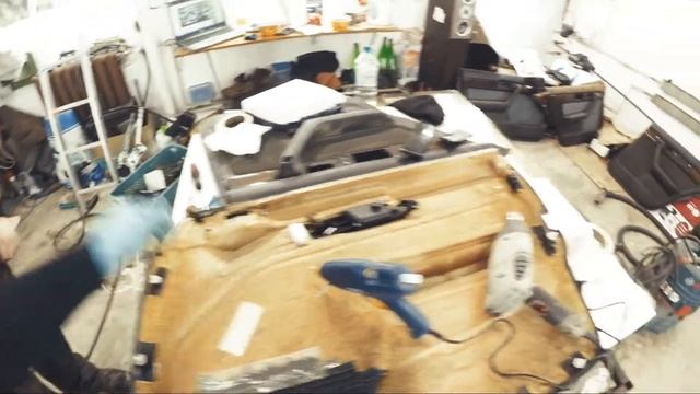 BMW e34 540i Ремонт дверных карт. Установка карты на дверь. Новое зеркало #53 смотреть онлайн