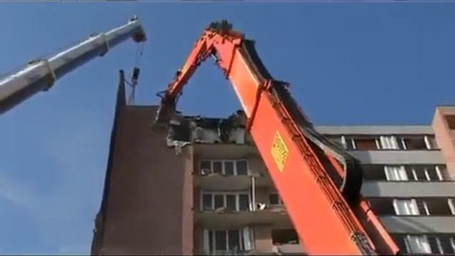 Снос высокого здания