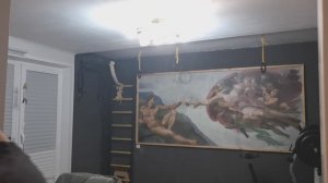 Рум-тур нашей квартиры: кошачий домик под потолком, скрытая прачечная и гардероб в неудобной комнате