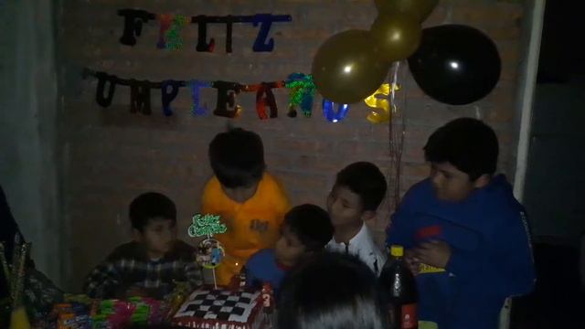 Bayron 8 añitos смотреть онлайн