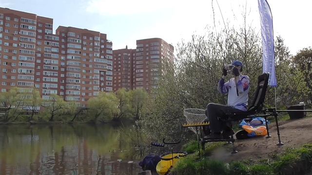 Бешенный клев карпа на платнике.КРХ Белая дача.Ловля фидером. смотреть онлайн