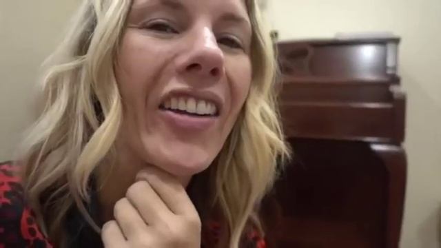 And came the long awaited Christmas morning. \ Рождественское утро. смотреть онлайн