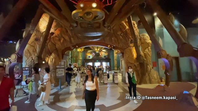 WORLD'S MOST BEAUTIFUL BRIDGE? WORTH A VISIT? Golden bridge | Ba Na Hills | SunWorld | Da Nang смотреть онлайн