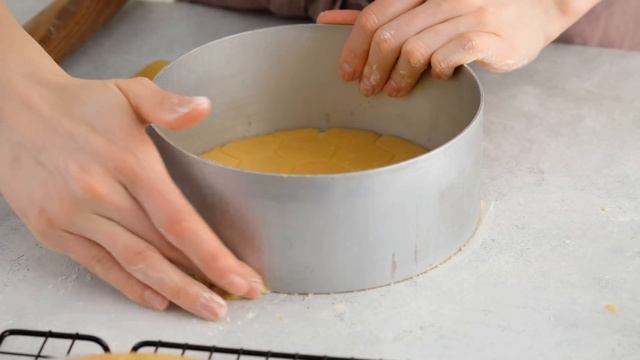 Торт МЕДОВИК | Тает во рту МЕДОВЫЙ торт рецепт | Торт на Новый год - медовик | Классический рецеп смотреть онлайн