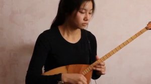 Адай на калмыцкой домбре.