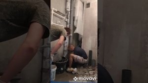 Как опустить канализационный тройник,занижение тройника без соседей