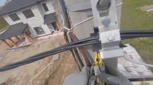 МОНТАЖ СИП КРЮКА КМ 1800 НА ОПОРА БЕТОН ( перфолента)