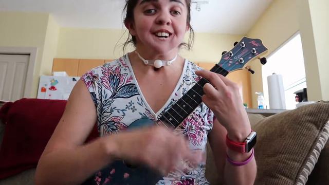 First time Playing my new Soprano Ukulele by Flight! Signature Series by Bernadette (Sakura) смотреть онлайн