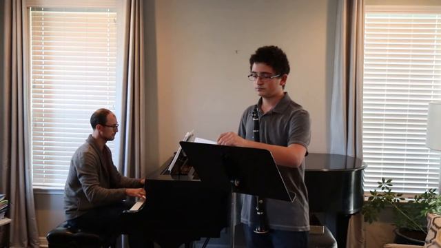 Miles Merrill - Weber Clarinet Concerto 1 in F Minor 1st Movement смотреть онлайн