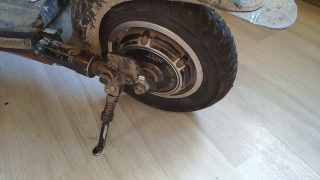 Kugoo M4 Pro / ЗАЩИТА ОТ ПРОКОЛА смотреть онлайн