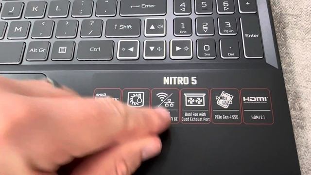 Acer Nitro 5 RTX 3070 Ti Best $1000 Gaming Laptop смотреть онлайн