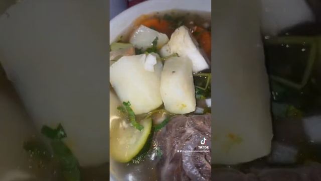 #caldoderes #cocido #elmarisquerodelosartistas #alegremusic #mexicanfood #comida #food #viral смотреть онлайн