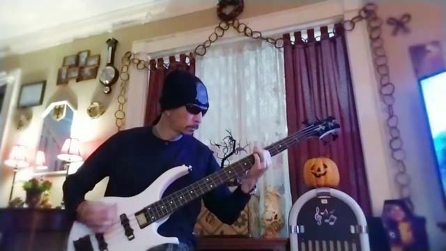 Linkin Park Given Up (bass cover). смотреть онлайн