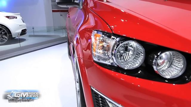 2012 Chevrolet Sonic RS смотреть онлайн