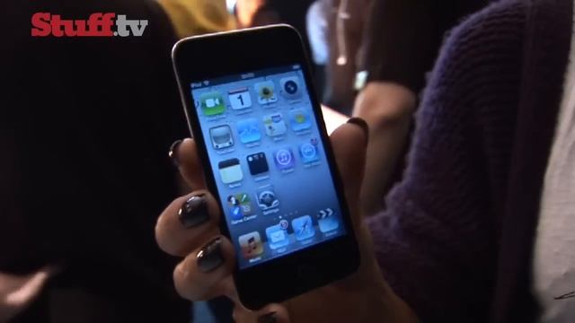 Apple iPod Touch 4th Gen Launch Review смотреть онлайн