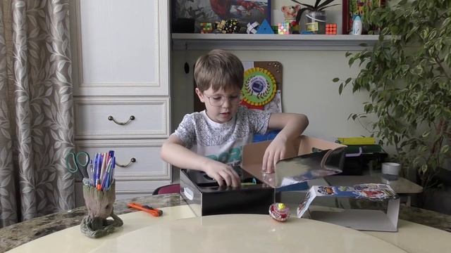 Infinity Nado и Beyblade #004 смотреть онлайн