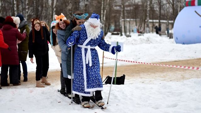 Слет дедов морозов 2022 смотреть онлайн
