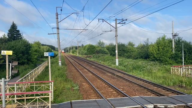 Электропоезд ЭД4М-0467 «ЭКСПРЕСС Без Расписания» платформа Сушкинская. 01.07.2023. смотреть онлайн