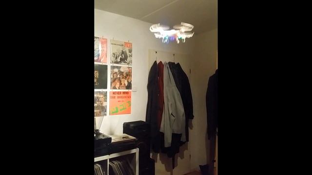 105-V Explorer Drone Syma X5 Clone смотреть онлайн