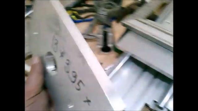 Фрезеровка алюминия фрезером по дереву смотреть онлайн