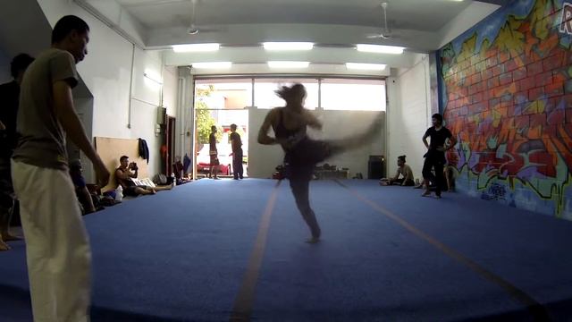 "FRONT FLIP WITH AN IPAD!!!" (AOXM) (20/4/14) смотреть онлайн