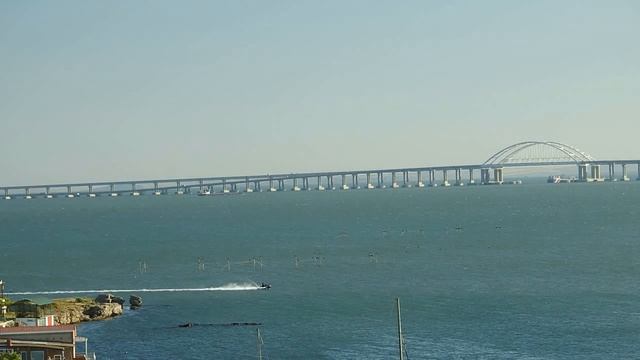 Море.Змеинка вчера. Дикий пляж на Жуковке сегодня.Крым.