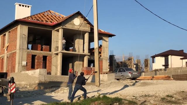 Перенос электрического столба для организации въезда во двор будущего дома. смотреть онлайн