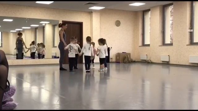 DANCE KITCHEN.KIDS / Открытый урок.Группа 3-6 лет.март 2018.. смотреть онлайн