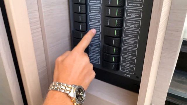Парусные Яхты уже отстают от Катамаранов! Парусный катамаран ELBA 45. Аренда парусного катамарана смотреть онлайн