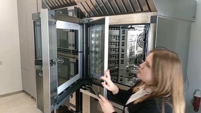 ??UNOX "Как правильно" отстегнуть" внутреннее стекло и снять каплесборник?" смотреть онлайн