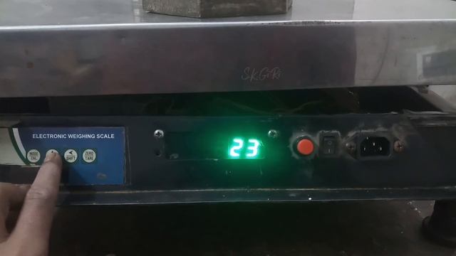 Calibration process of Equal 200kg electronic weighing machine смотреть онлайн