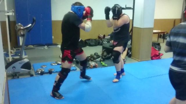 2016.03.16 Спарринг в клубе тайского бокса Лотос смотреть онлайн
