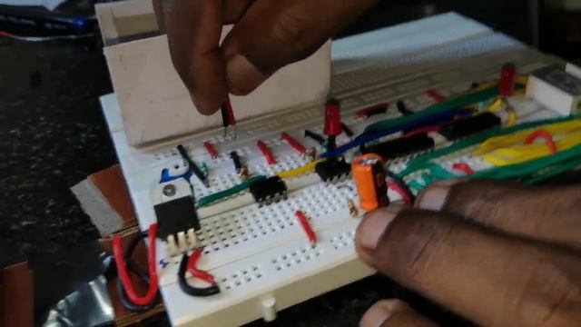 Simple digital counter circuit using CD4033 NE 555 and LM358 | Working смотреть онлайн
