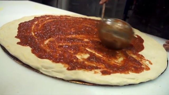 Cooking Channel's Best in Chow - Pizza Wars Tempe смотреть онлайн
