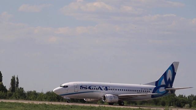Международный аэропорт Алматы. Almaty International Airport. Kazakhstan. Самолеты и самолеты. смотреть онлайн