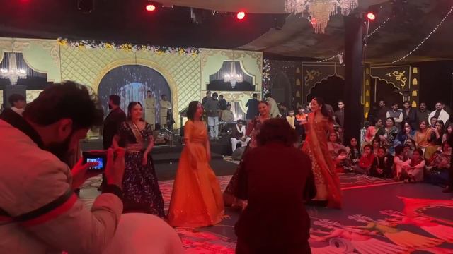 Mehndi Ki Entry Pt.2 | Sistrology | Fatima Faisal