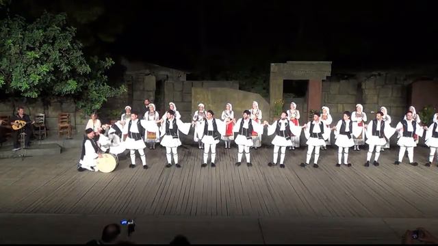 Η Ελληνική Παράδοση χορεύει Λοκρίδα στο χοροθέατρο Δόρα Στράτου 2 смотреть онлайн