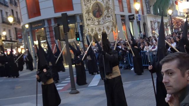 Semana Santa en Madrid: Cristo de la Fe y del Perdón, María Madre de la Iglesia (Los Estudiantes) смотреть онлайн