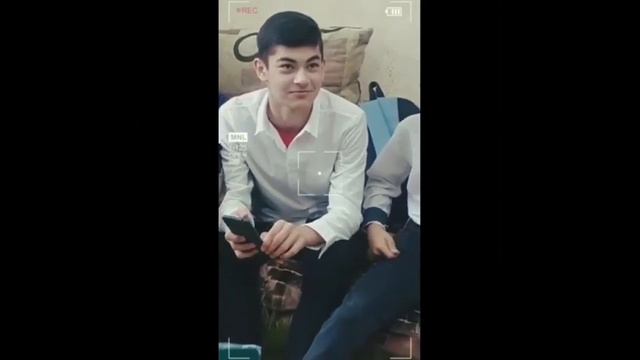 Автор показал лицо? смотреть онлайн