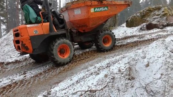 AUSA D400 Работа мини самосвала .