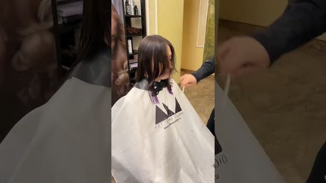 Женская стрижка! Вогнутые слои! смотреть онлайн
