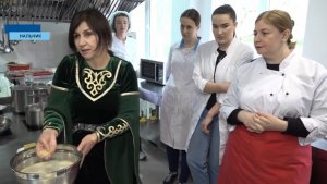 Мастер-класс по приготовлению адыгских блюд.mp4