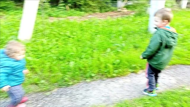 Гуляем по дорожке) ВЕСЕЛО)))