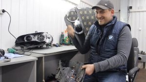 Меняем стекло фары своими руками