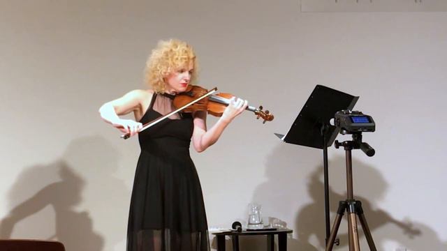 Warsaw Autumn 2022: Tomasz Skweres Deuterium ~ Daniela Hölbling, Violin